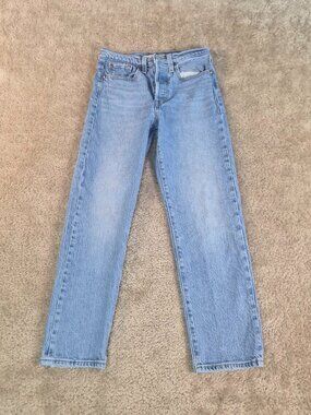 Levi's Premium Women's Jeans Wedgie Straight Leg Blue Size 24 Ankle Big E F762